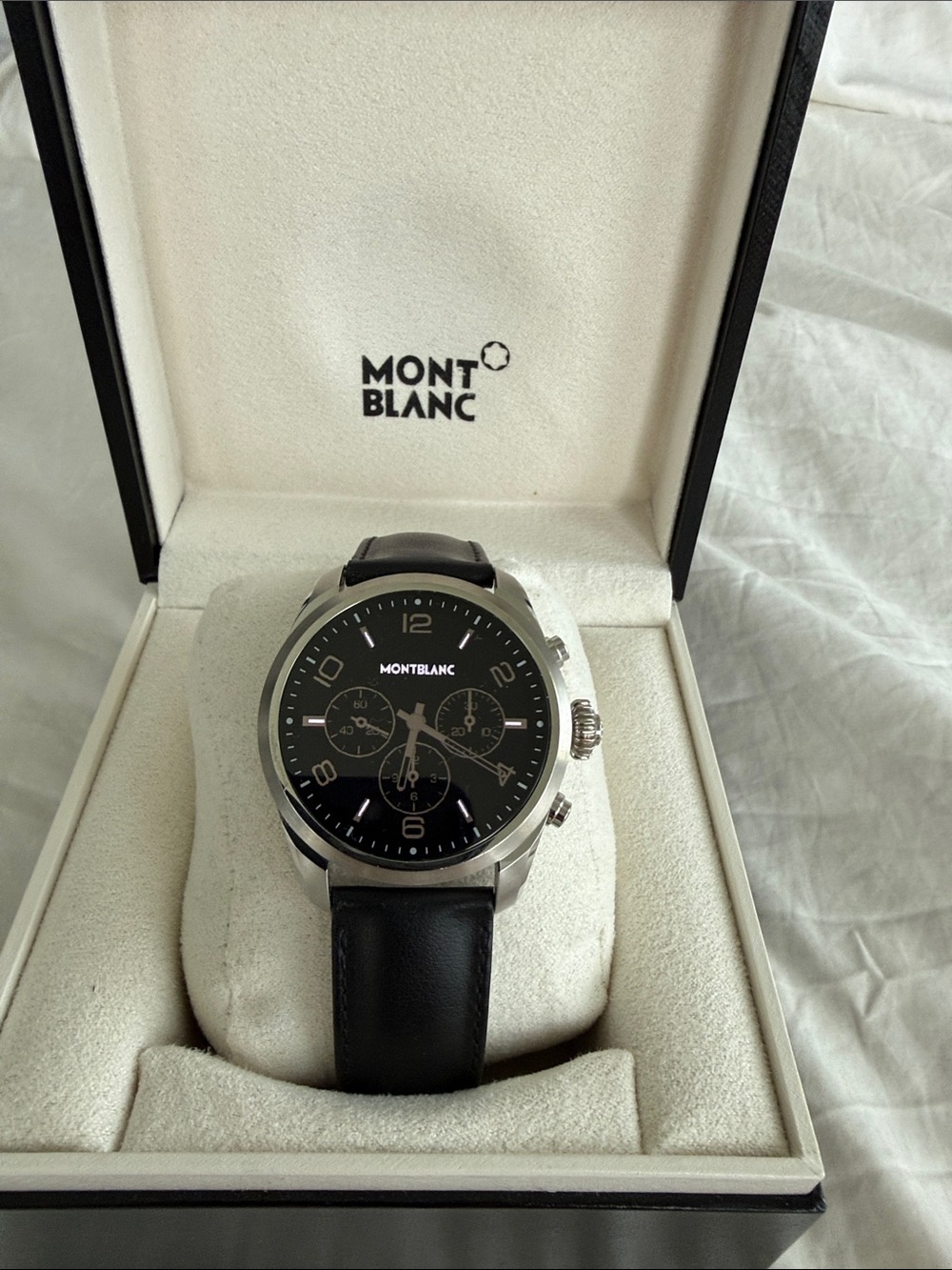 Montblanc Summit Smartwatch – Luxury Swiss Design, Like New